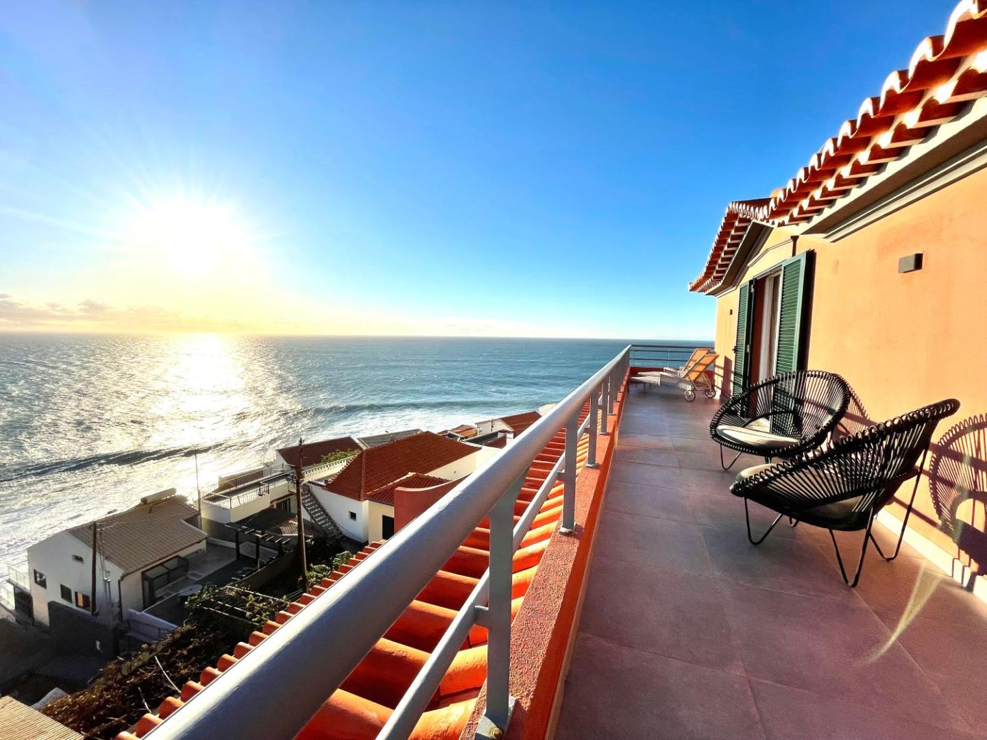 Boutique Hotel Jardim Do Mar 2