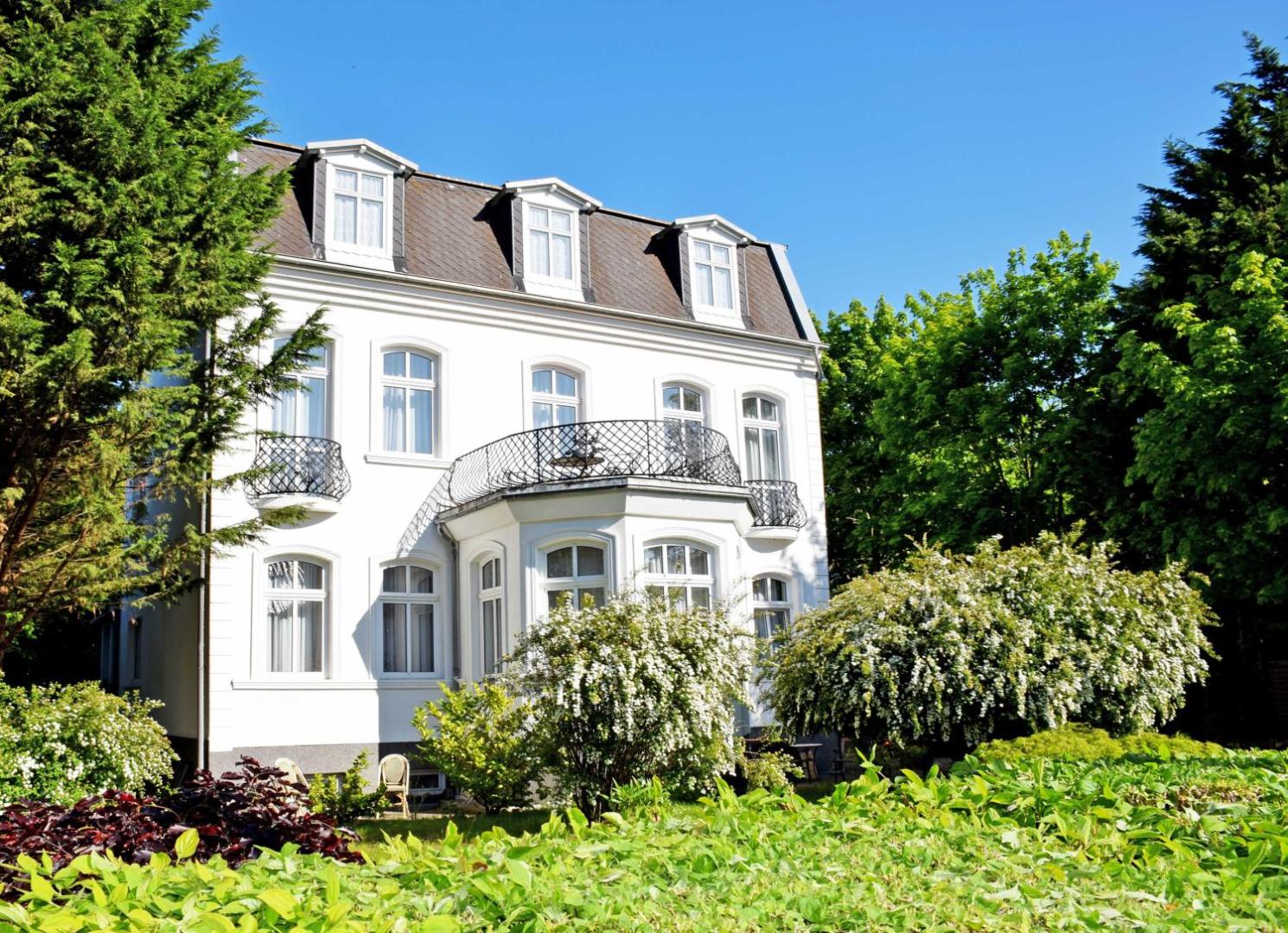 Villa im Ostseebad Baabe 4