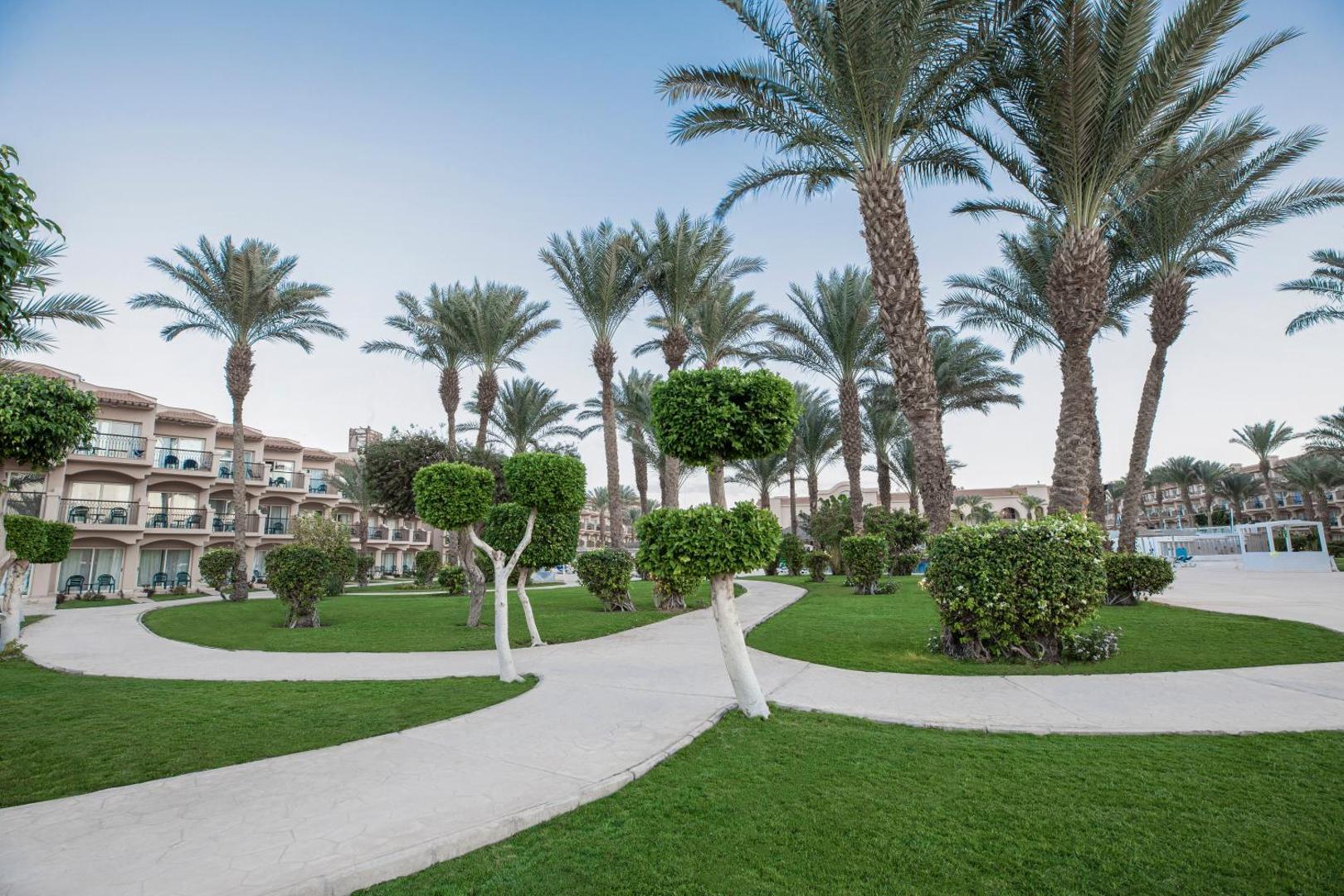 Pyramisa Beach Resort Sahl Hasheesh 5