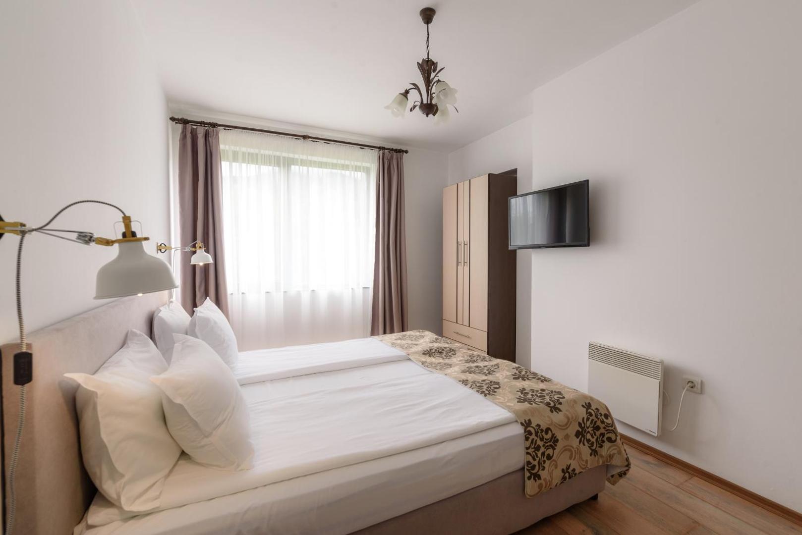 Grand Royale Apartment Complex & Spa 3