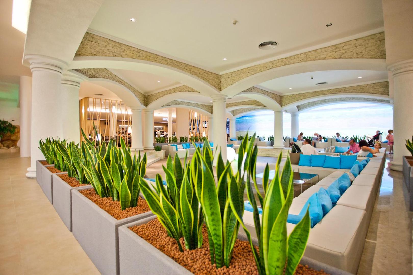DIT Evrika Beach Club Hotel - All Inclusive 5