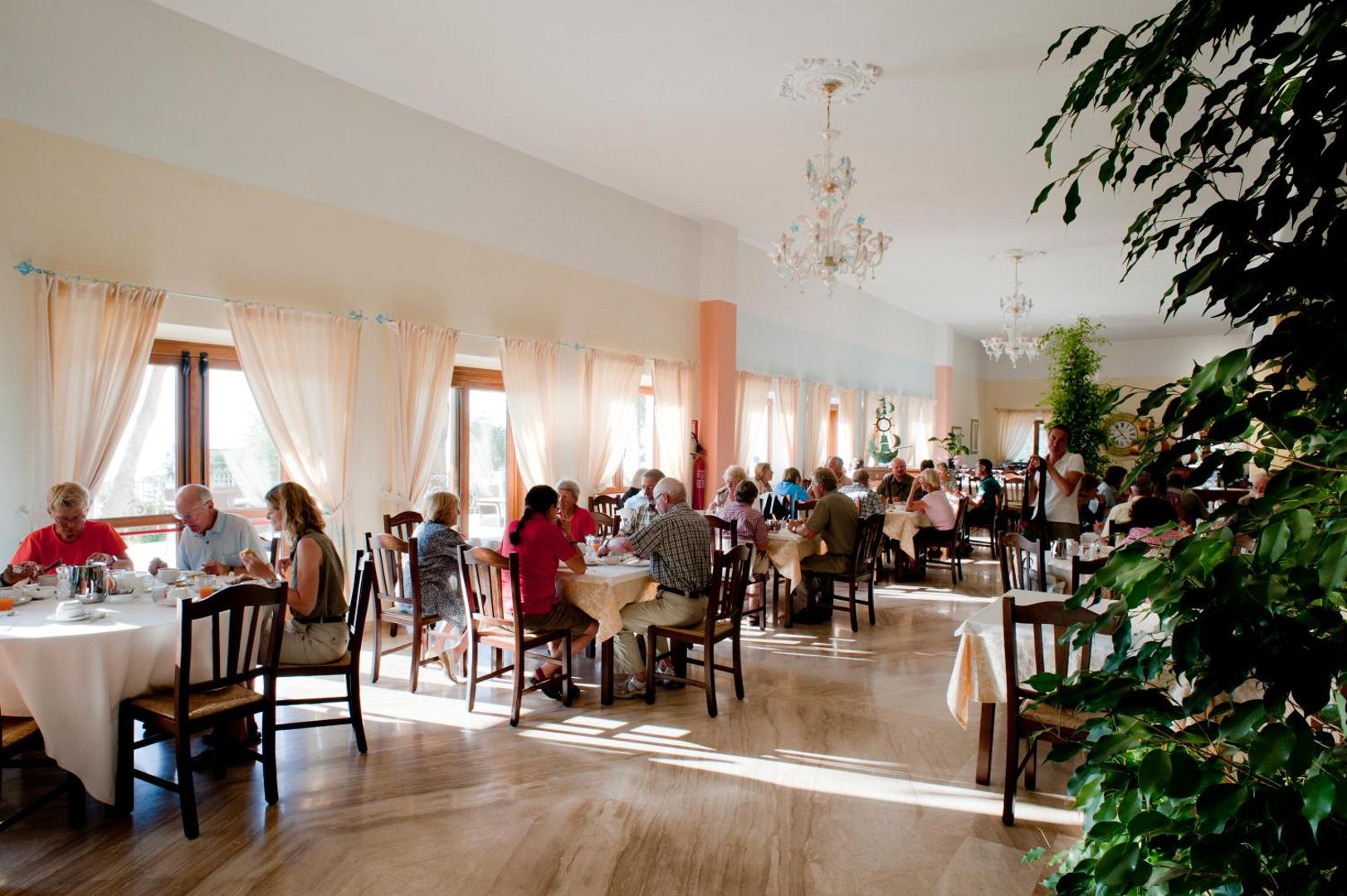 Hotel Brancamaria 6