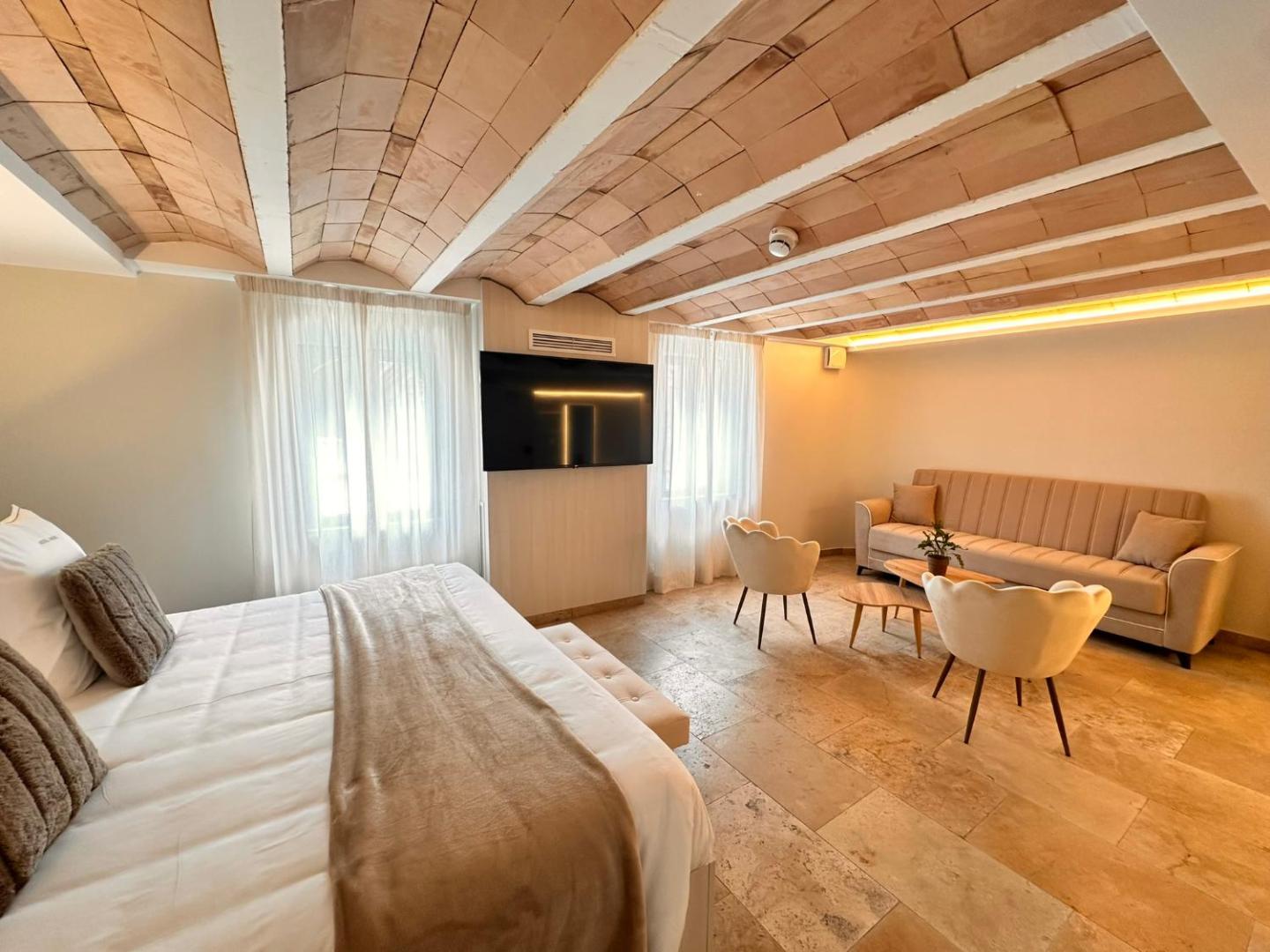 Boutique Hotel Comtal Empuries 7