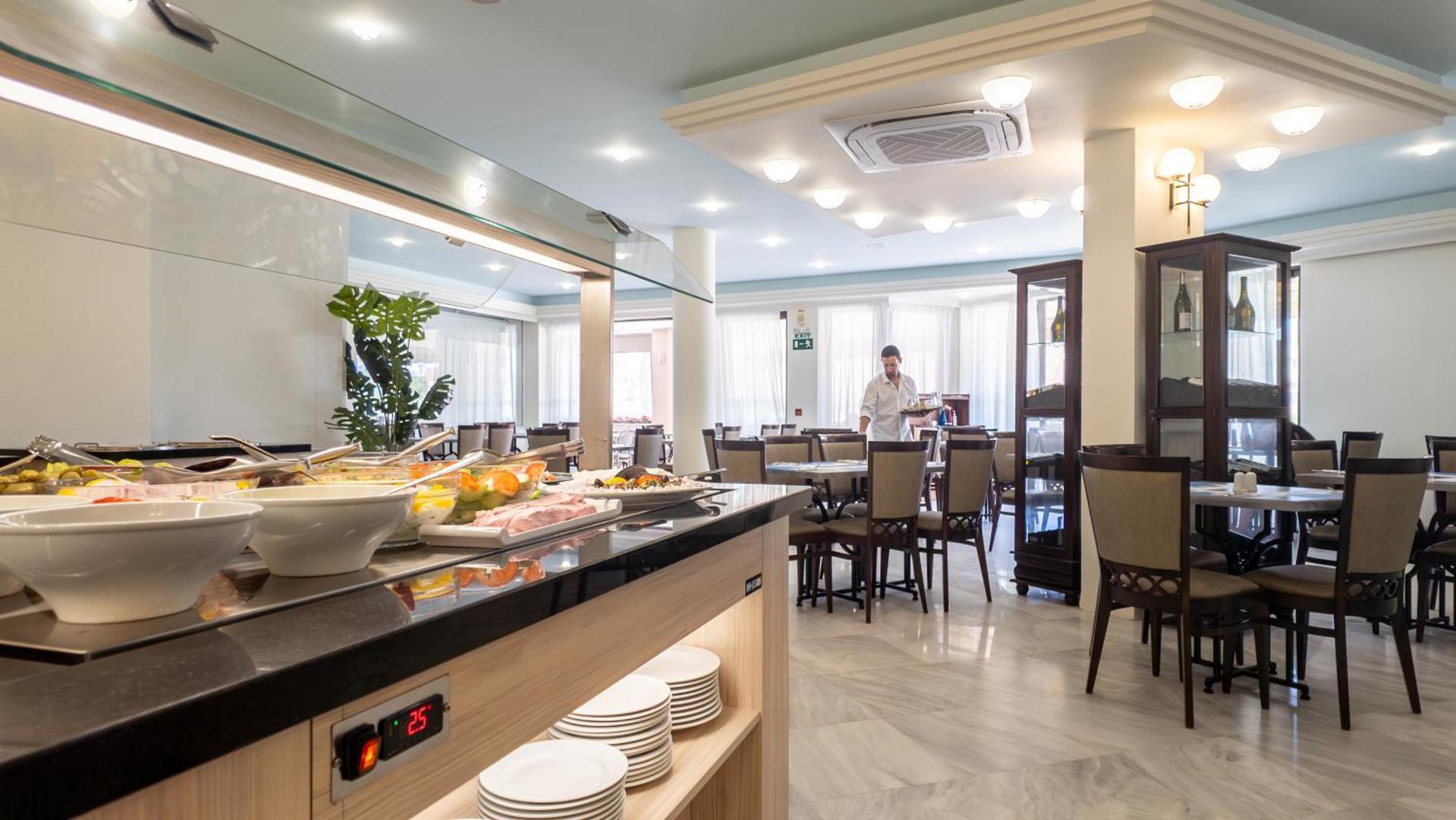 Chrispy Beach Resort, Agia Marina 5