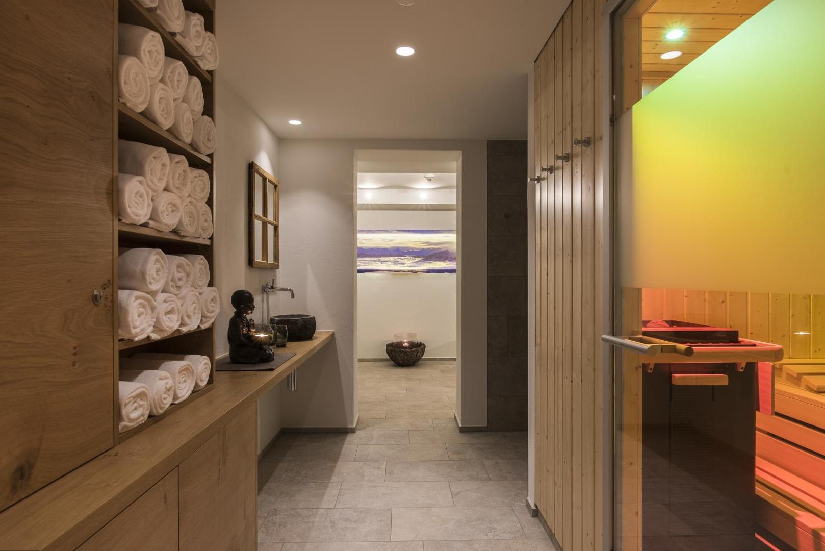 Berghotel Tgantieni 4