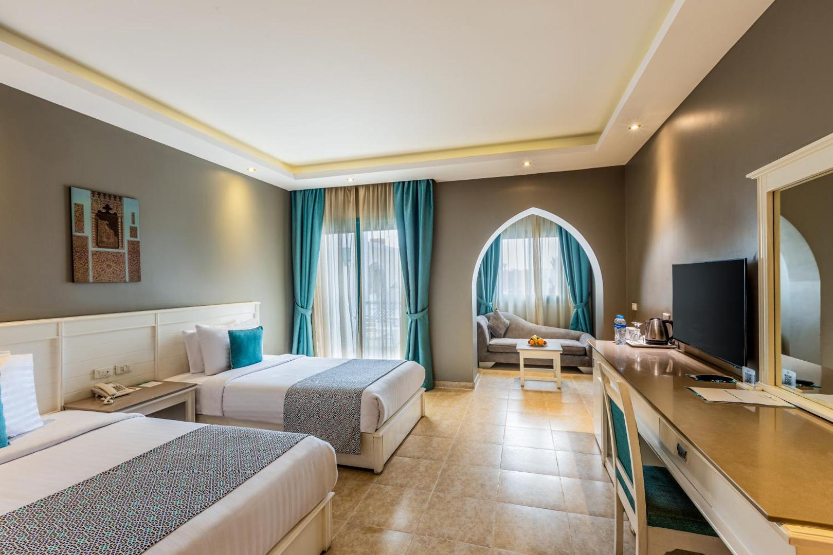 Sunrise Garden Beach Resort 4