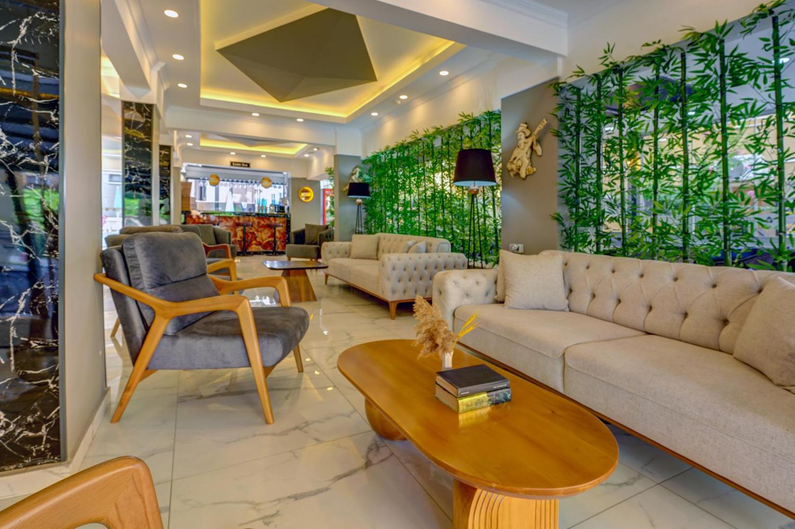 Miss Cleopatra Hotel 7