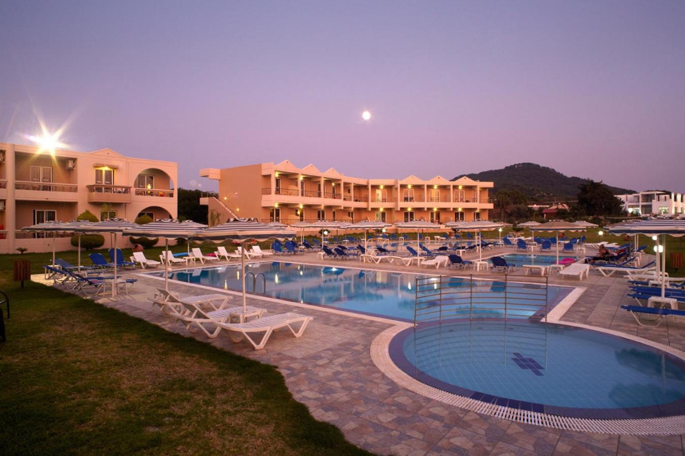 Emerald Hotel 5