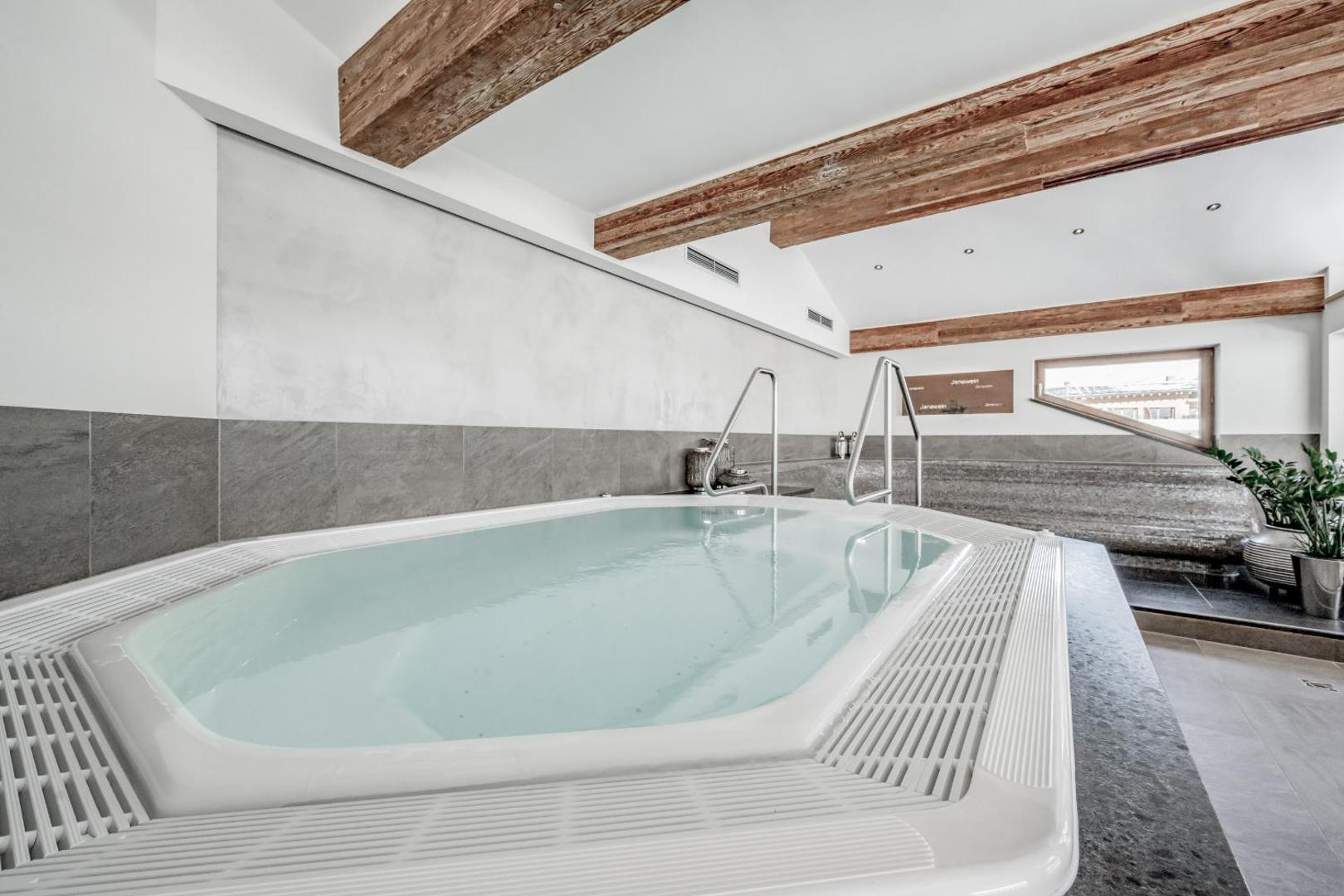 Hotel Jenewein 5