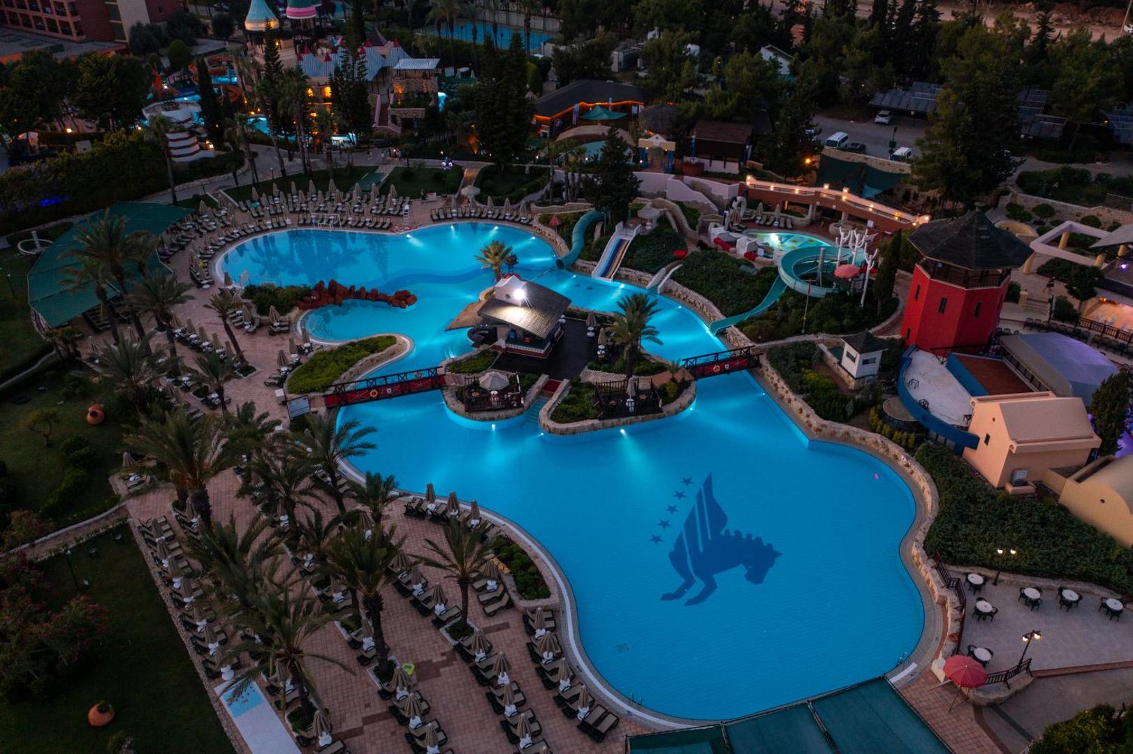 AQI Pegasos Resort 6