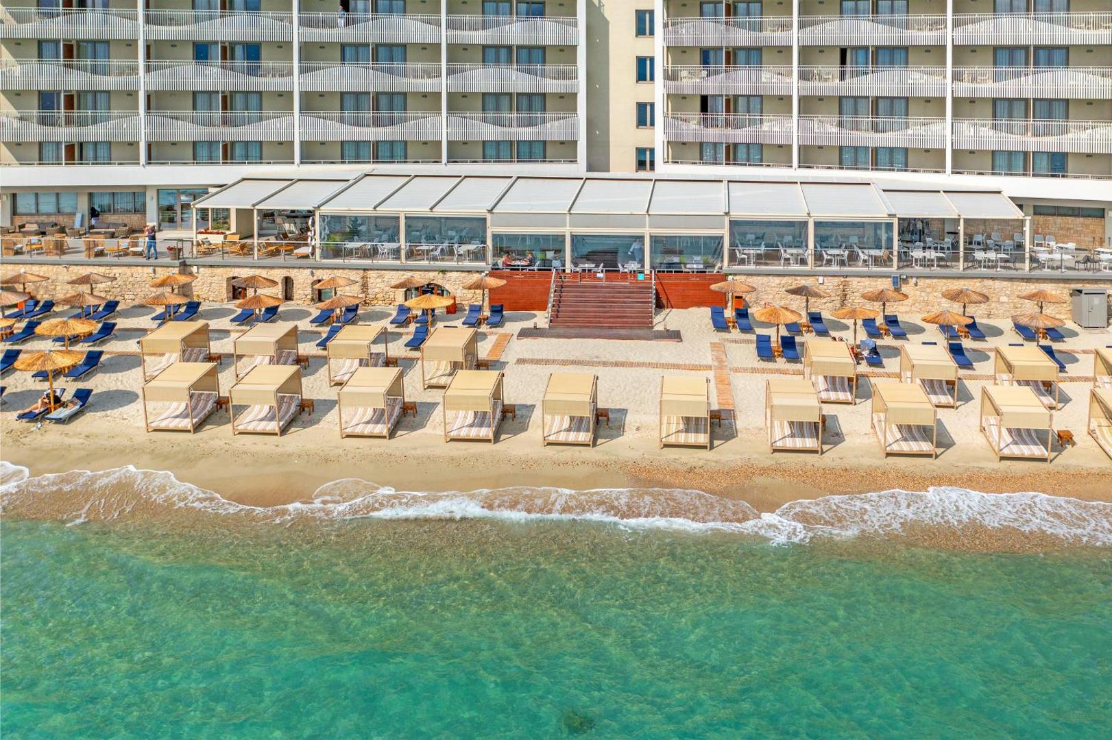 Ammon Zeus Luxury Beach Hotel 8