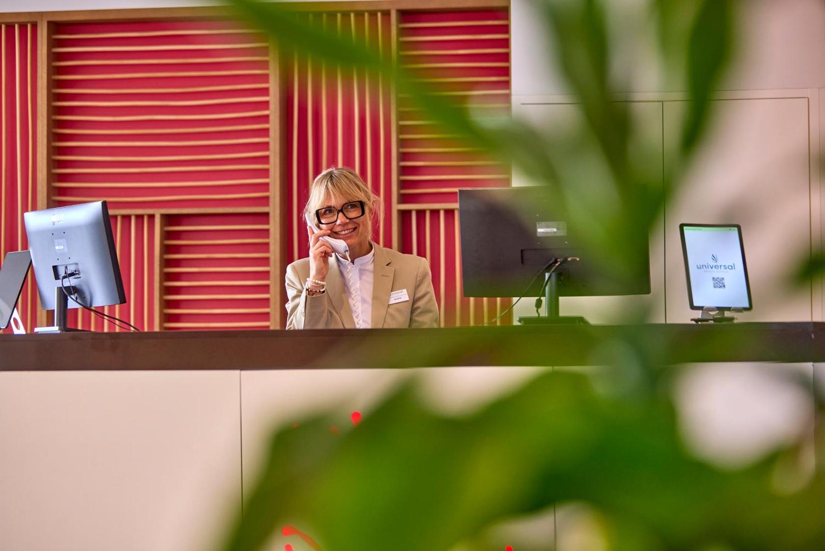 Universal Hotel Perla 8