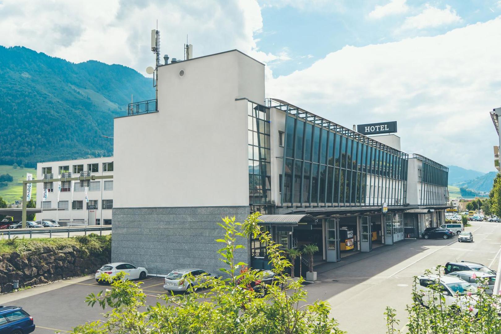 Tailormade Hotel STANS SÜD 7