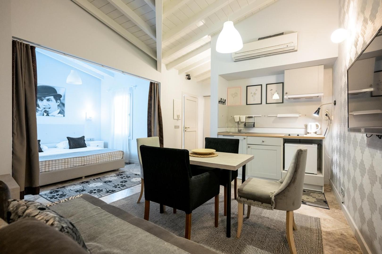 Delight Deluxe Hotel & Spa 5