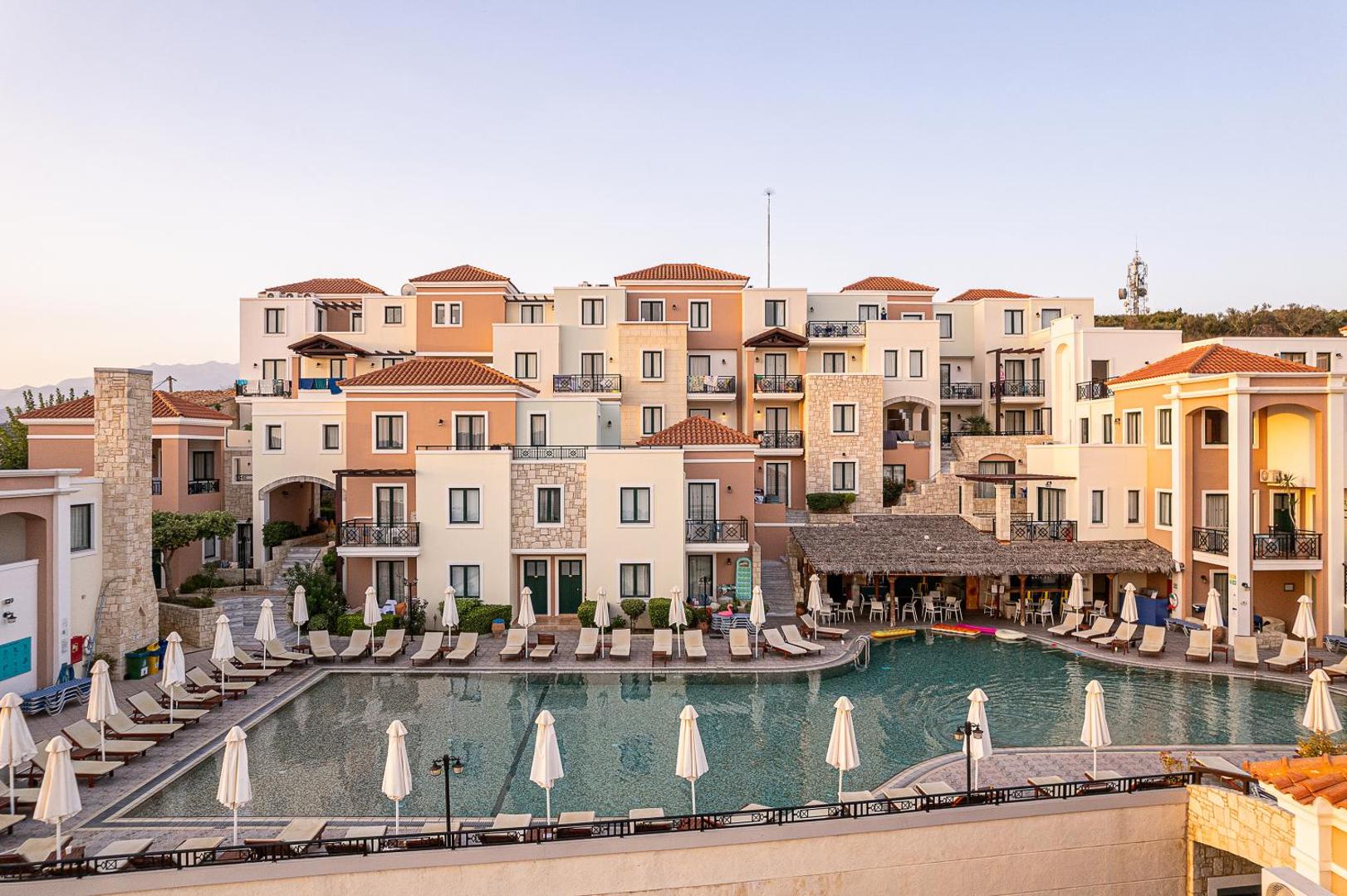 Caldera Village 2