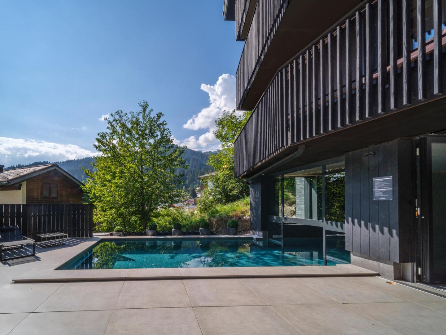 Black Summit Boutique Resort Laax 8