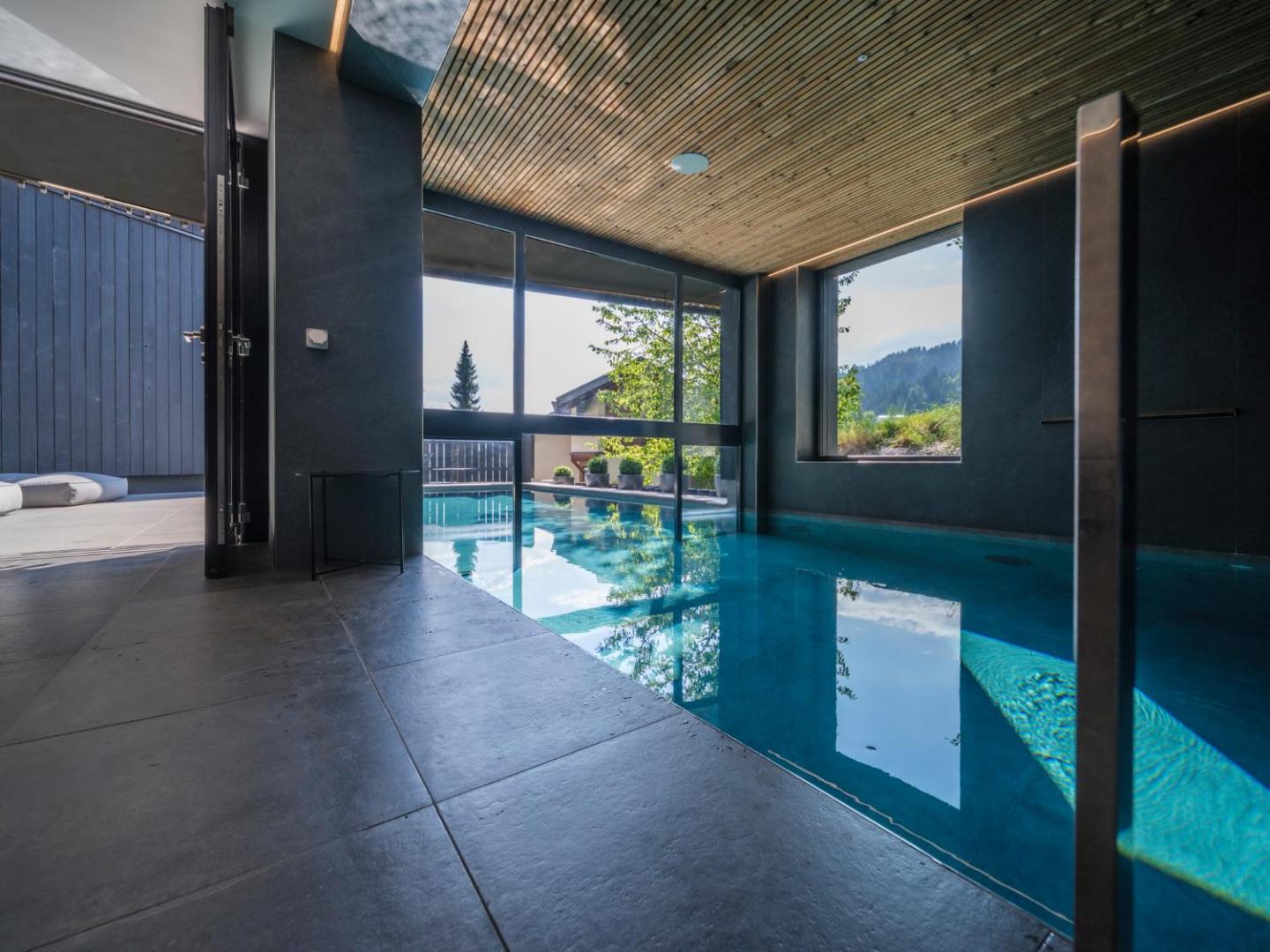 Black Summit Boutique Resort Laax 5
