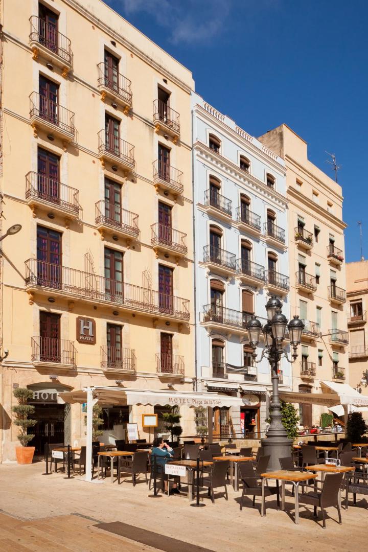 Plaça De La Font 6