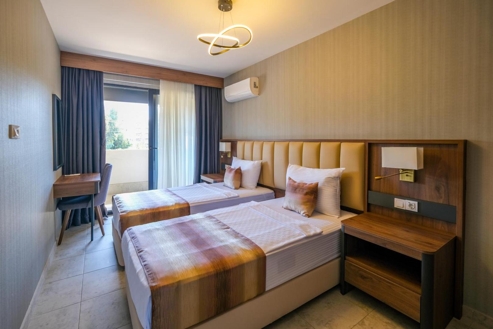 Days Inn by Wyndham Alanya 3