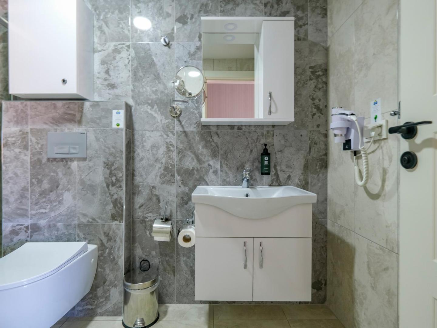 Days Inn by Wyndham Alanya 4
