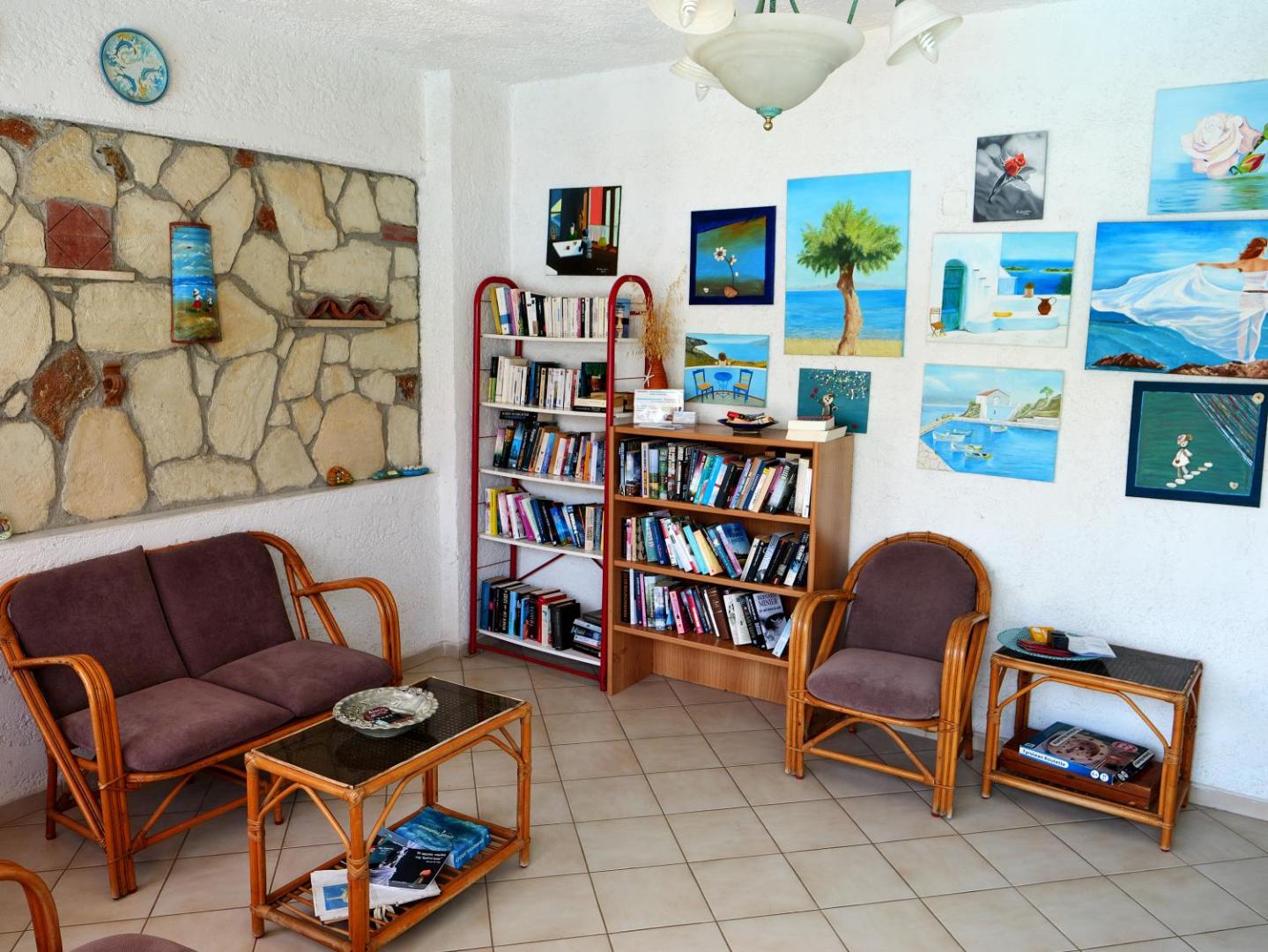 Kastro Studios Apartments 7