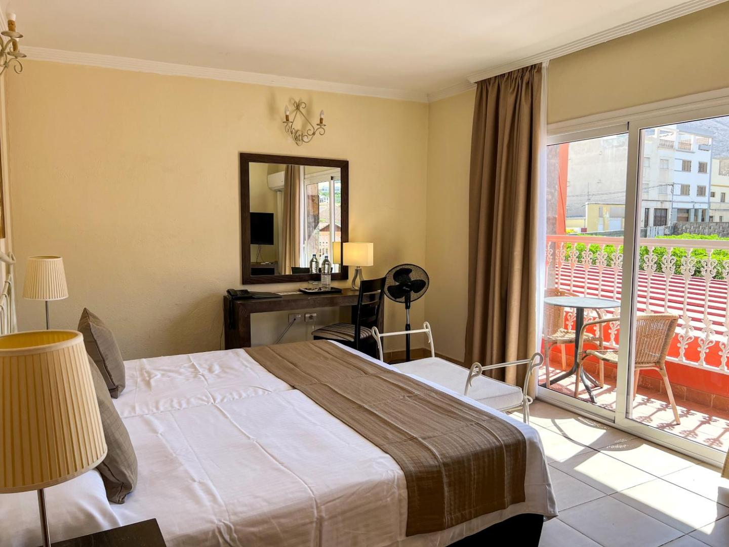 Hotel La Aldea Suites 8