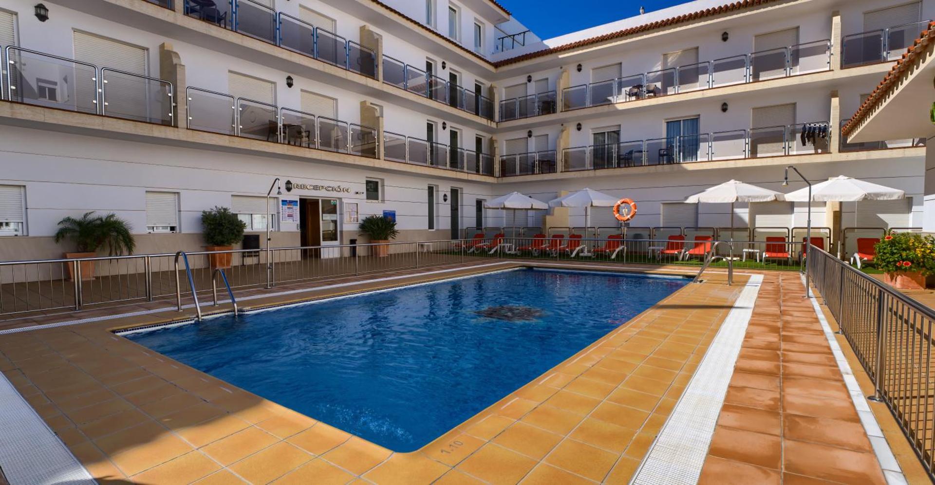Hotel Apartamentos Loto Conil 5