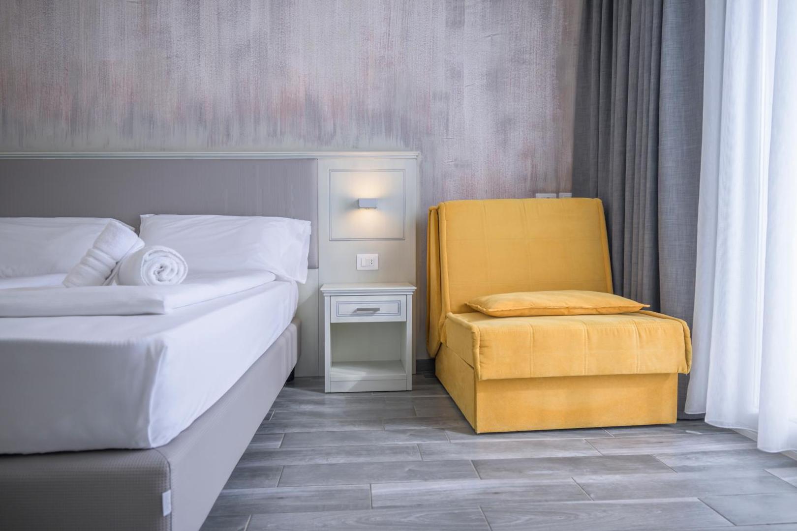 Hotel Villa Paradiso Suite 8