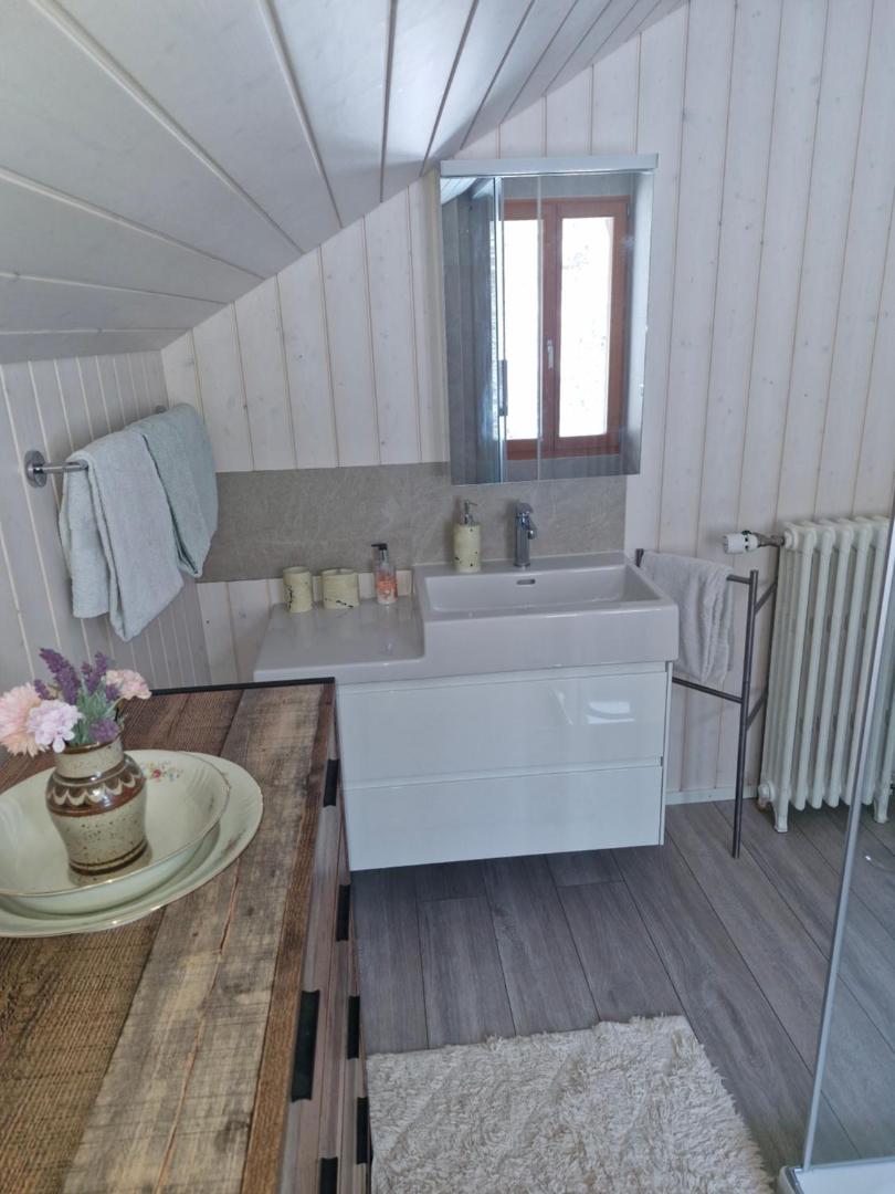 Traditional chalet in Wengen - Top Floor 4