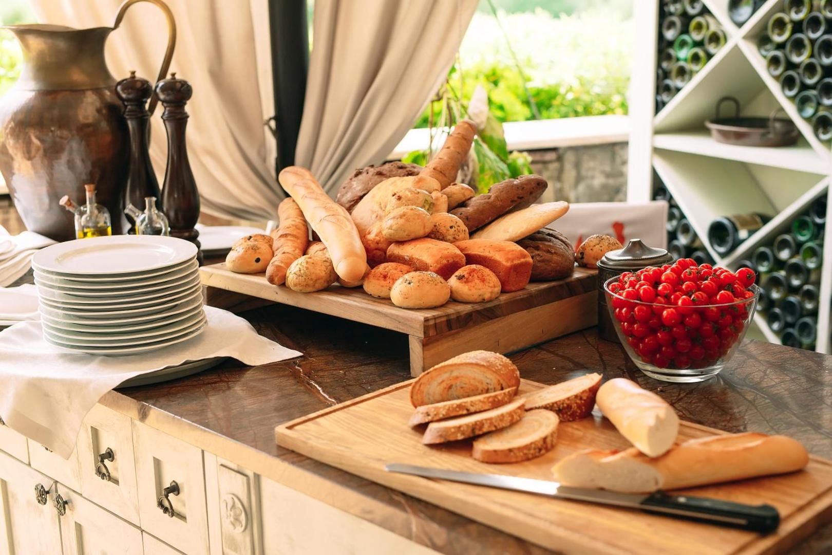 HOTEL NOIR - Free Brunch & Breakfast Until 13-00 - Vicinissimi a Mirabilandia 6