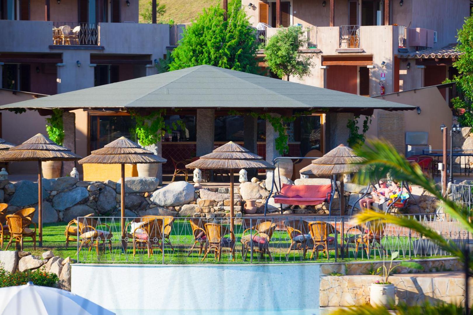 Residence with swimming-pool in Campulongu just 600 mt from the sea 7