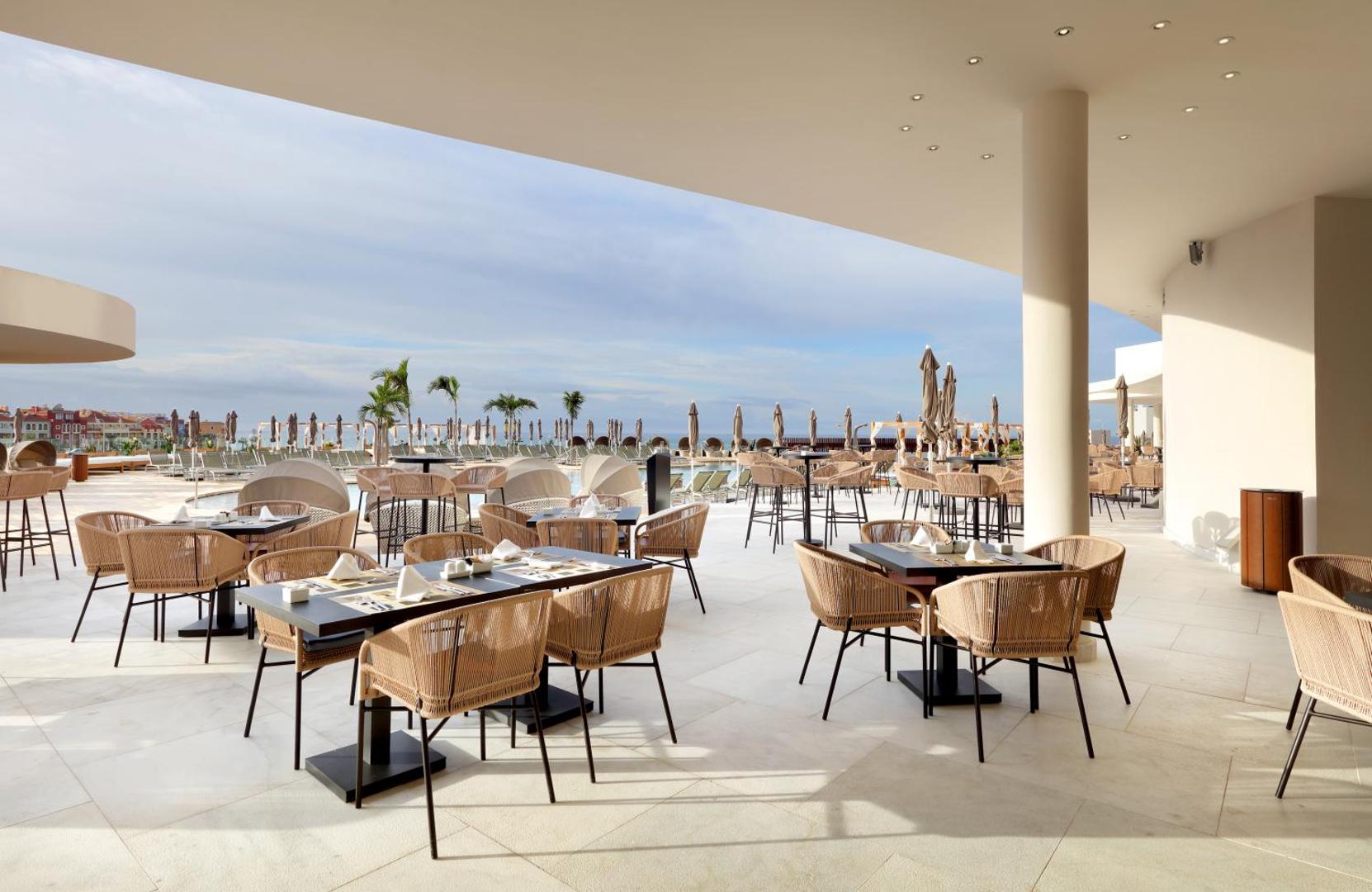 Hard Rock Hotel Tenerife 3