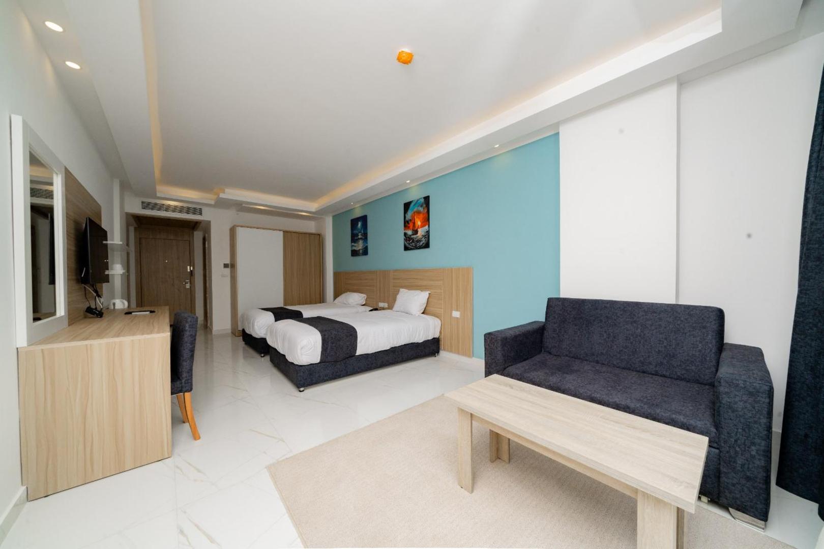 Sky Star Hotel free shuttle to Hurghada City Center 3