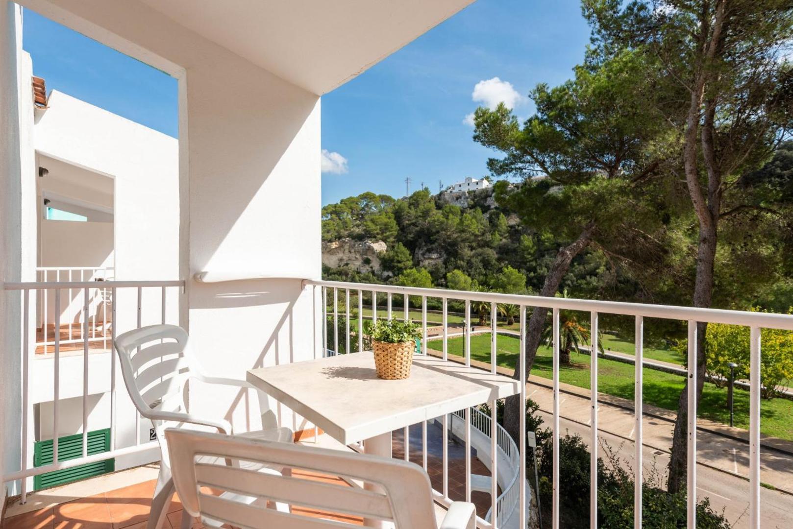 Apartamentos Alta Galdana Playa by Escape Home 8