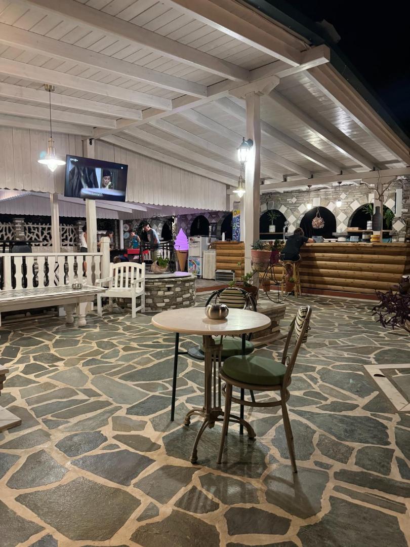Diaporos Hotel 5