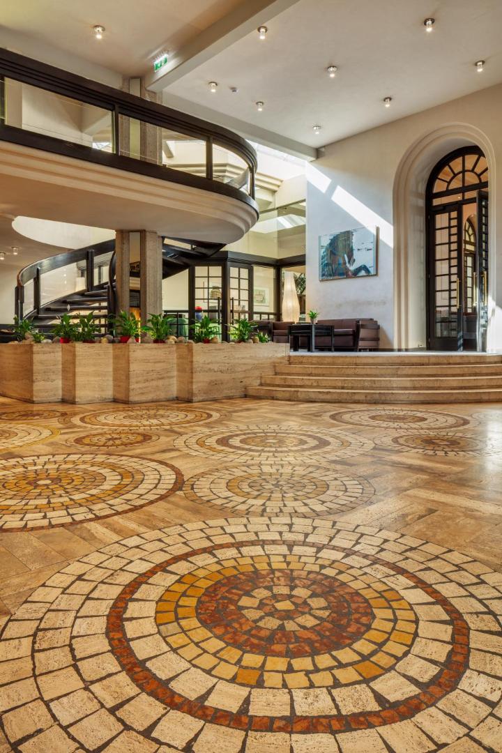 Hotel Central 8