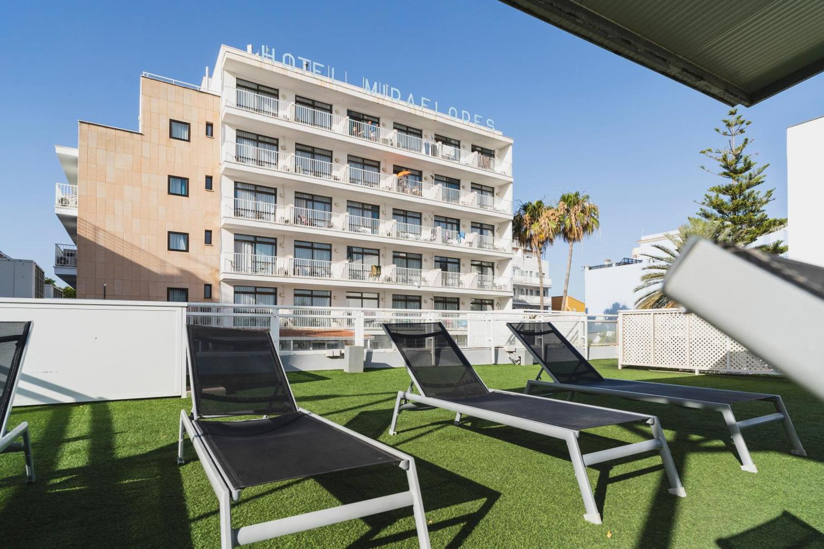 Amic Miraflores 8