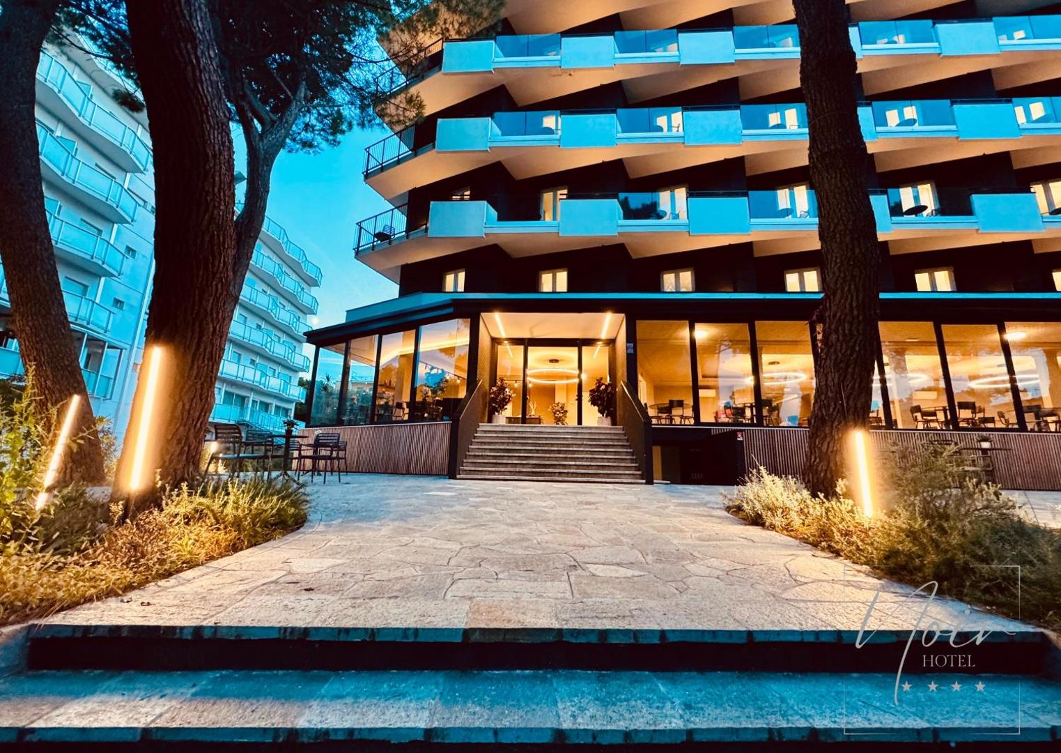 HOTEL NOIR - Free Brunch & Breakfast Until 13-00 - Vicinissimi a Mirabilandia 2
