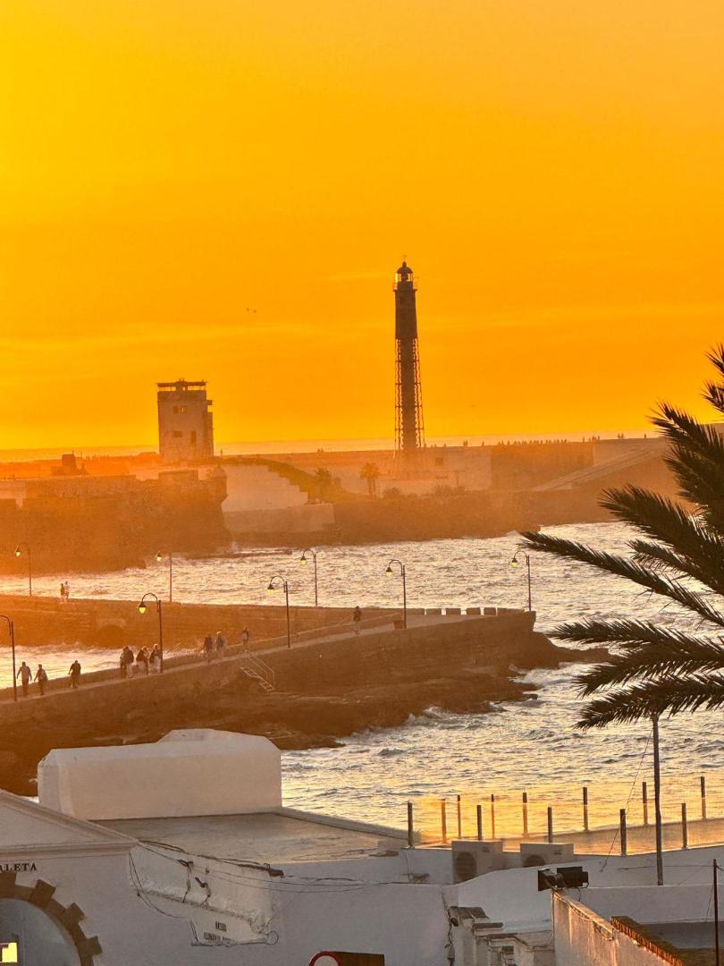 La Caleta QE Hotels 8