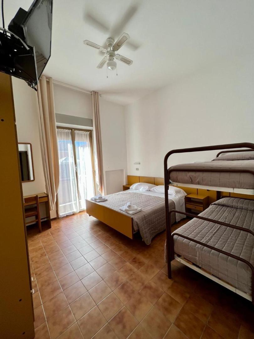 Hotel Villa Carolina Bellaria 3