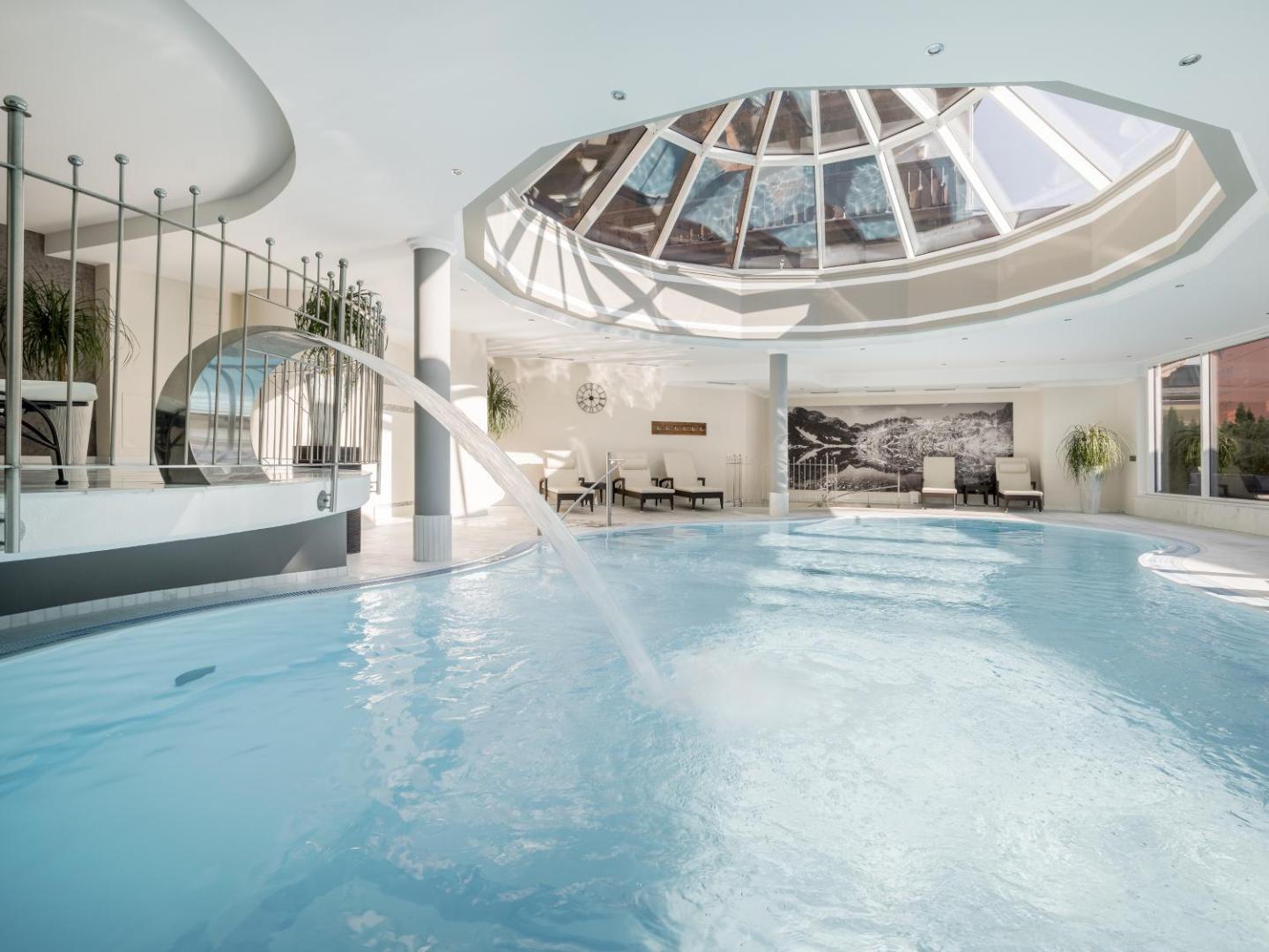 Regina Hotelsuites 2