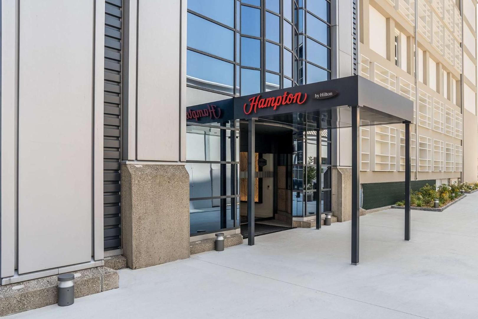 Hampton By Hilton Locarno 4