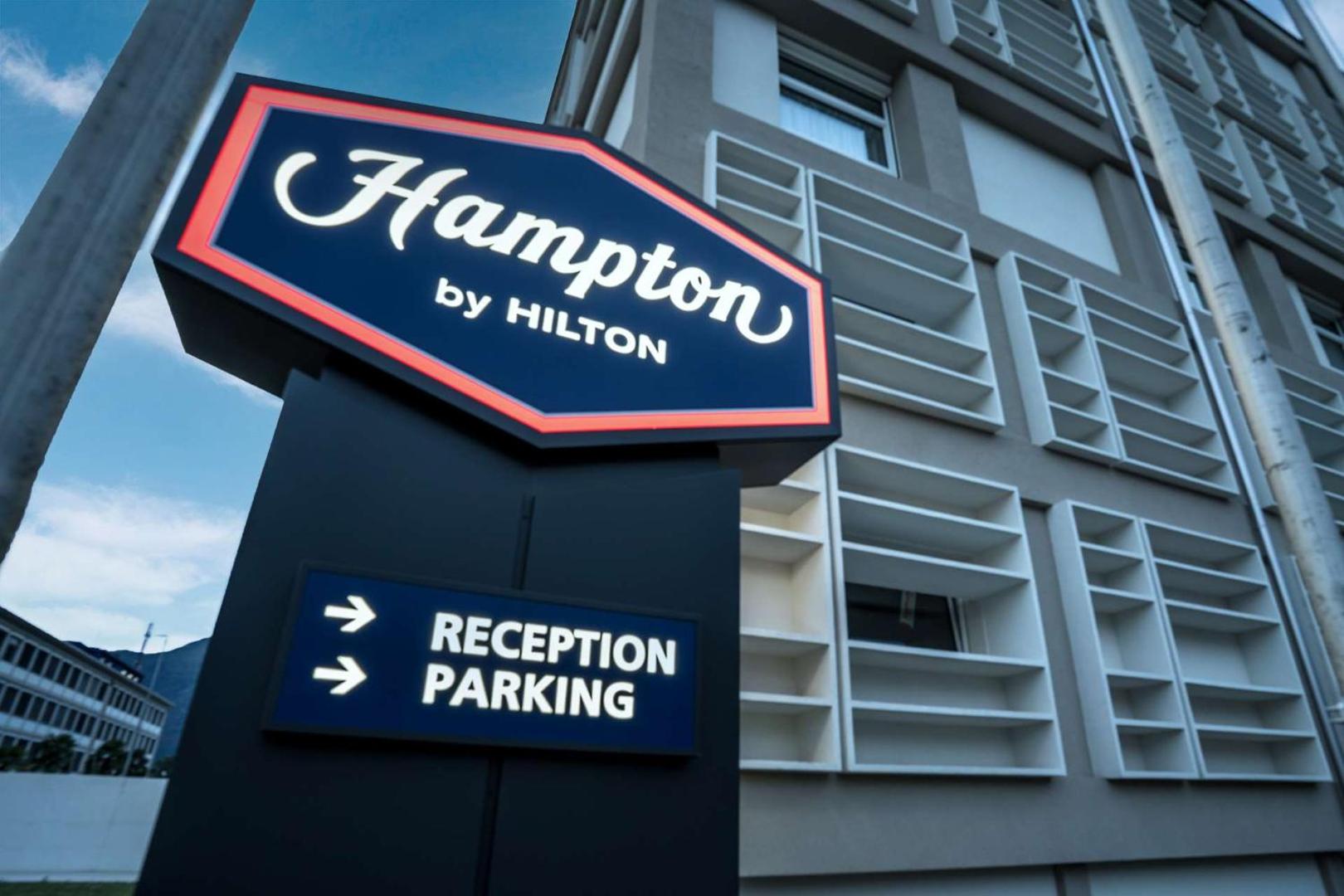 Hampton By Hilton Locarno 6