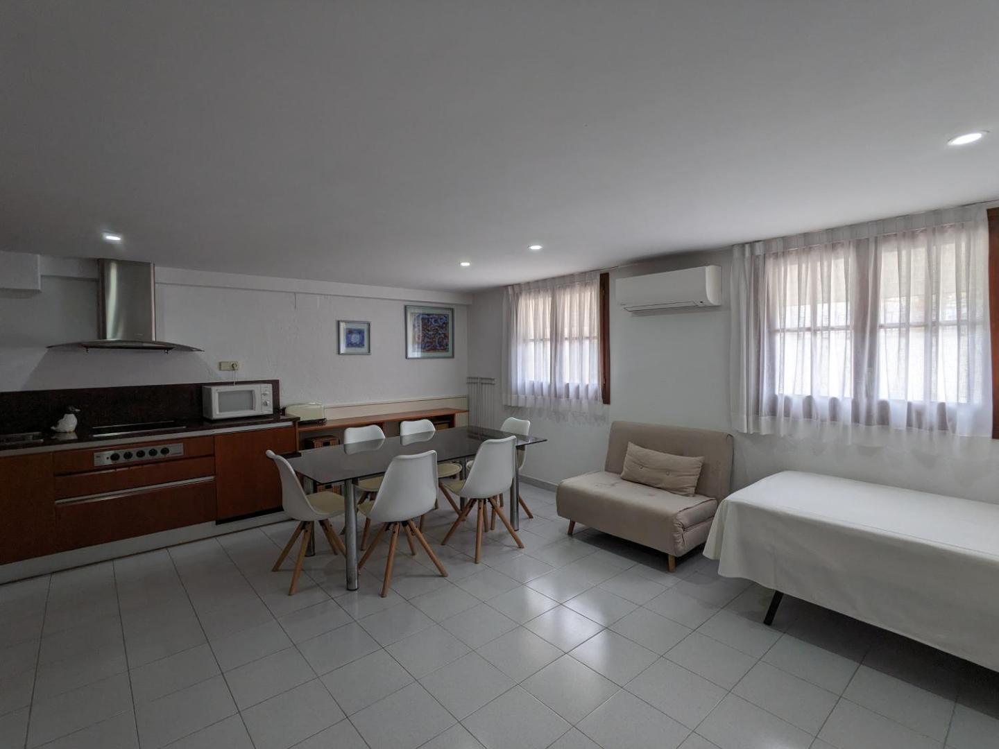 Hotel Capri 5