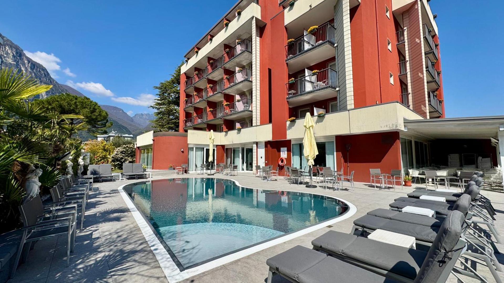 Hotel Royal 2