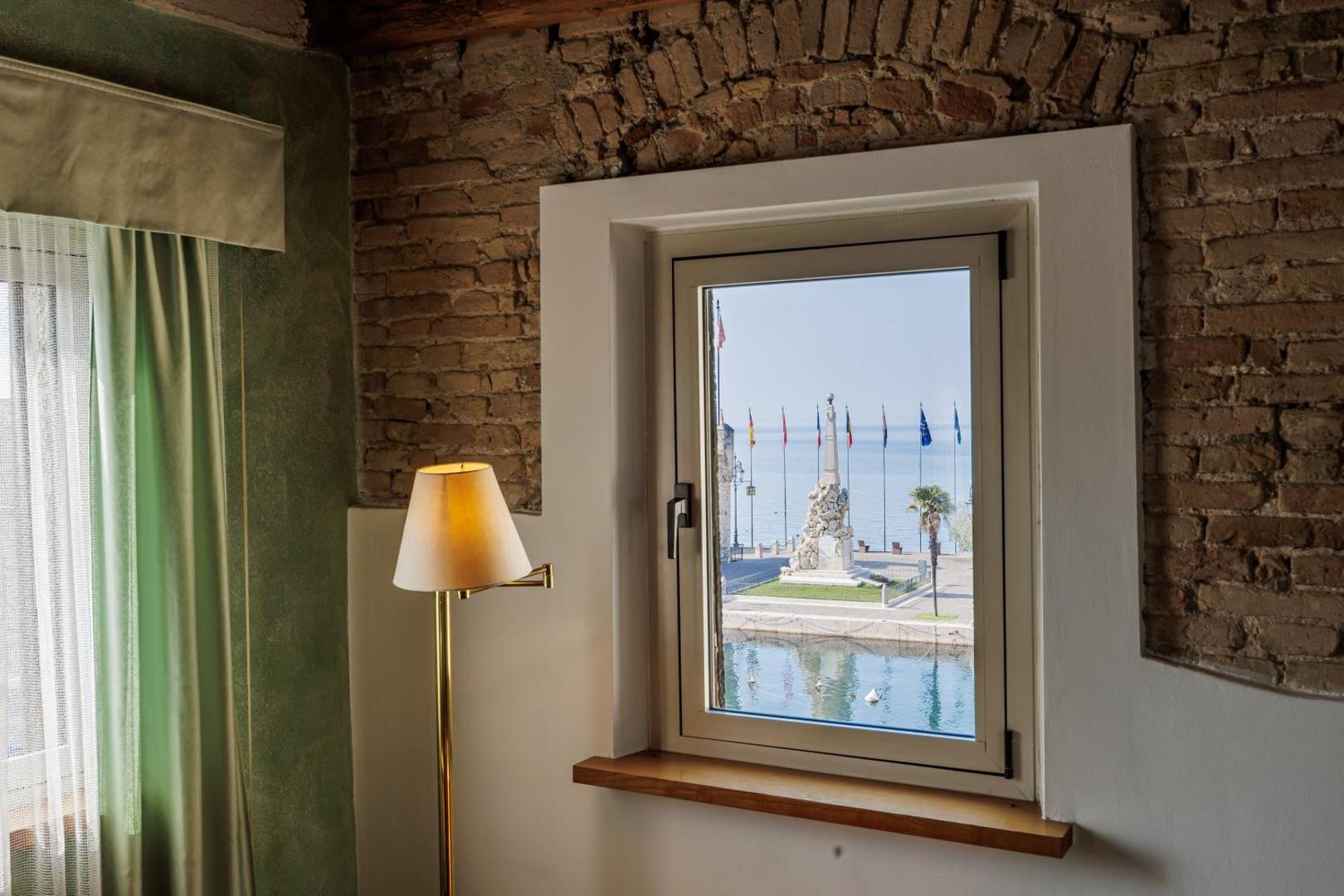 Hotel alla Grotta 4