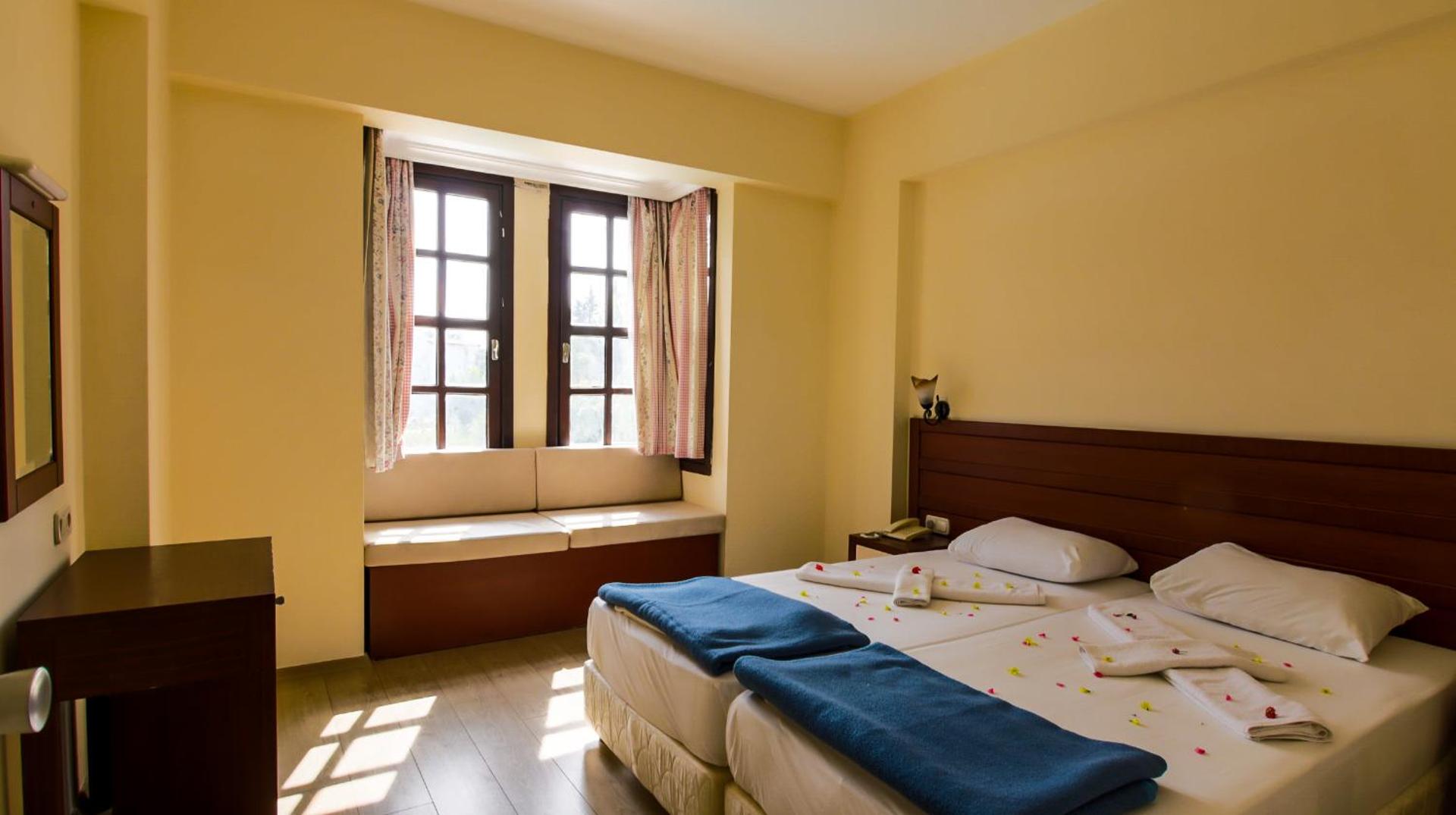 LEMAS SUITE HOTEL 3