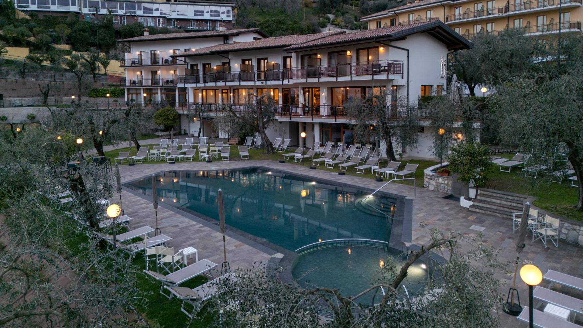 Hotel Coste 2