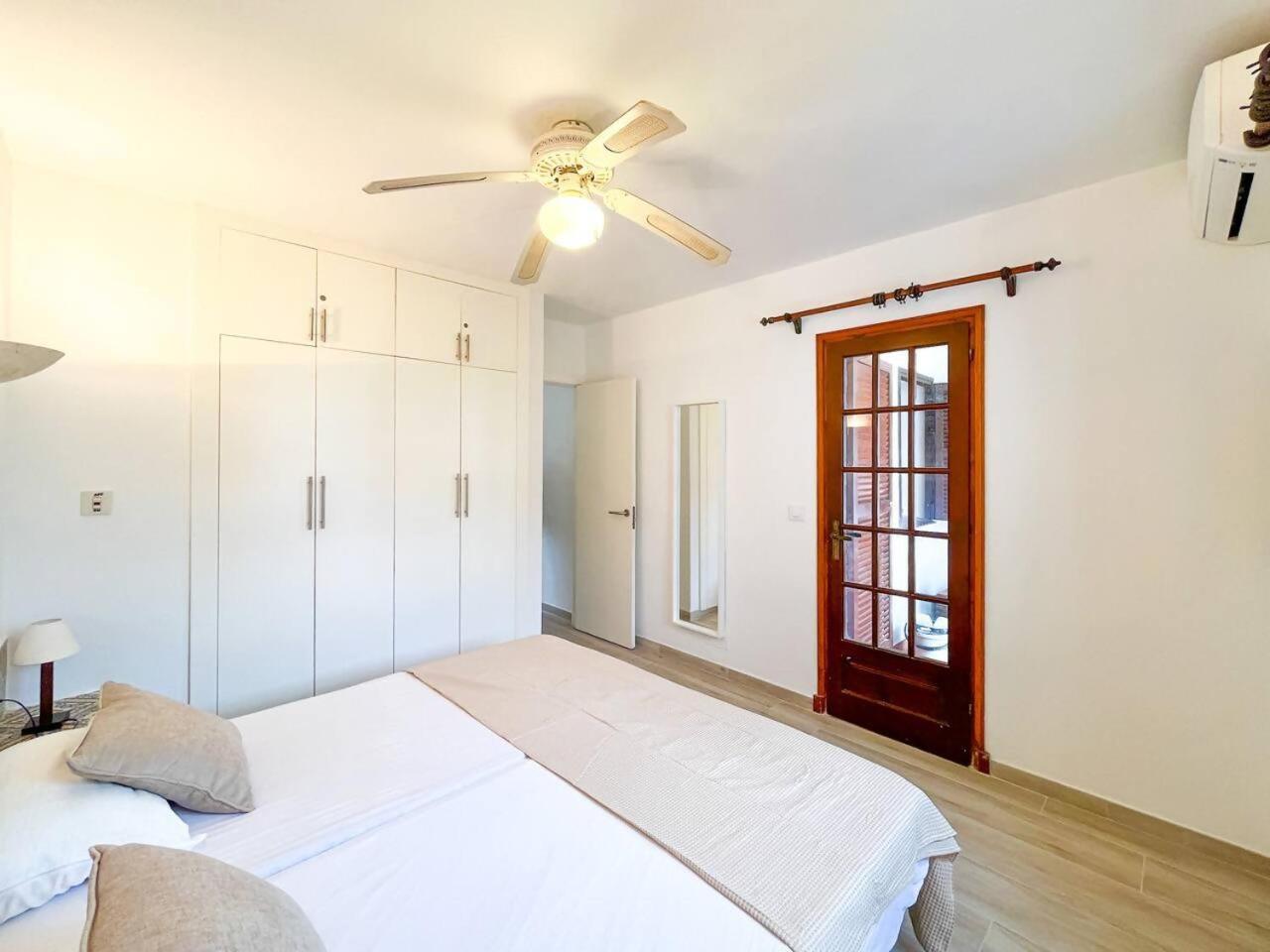 Apartamento con terraza y vistas al mar en Son Bou 6
