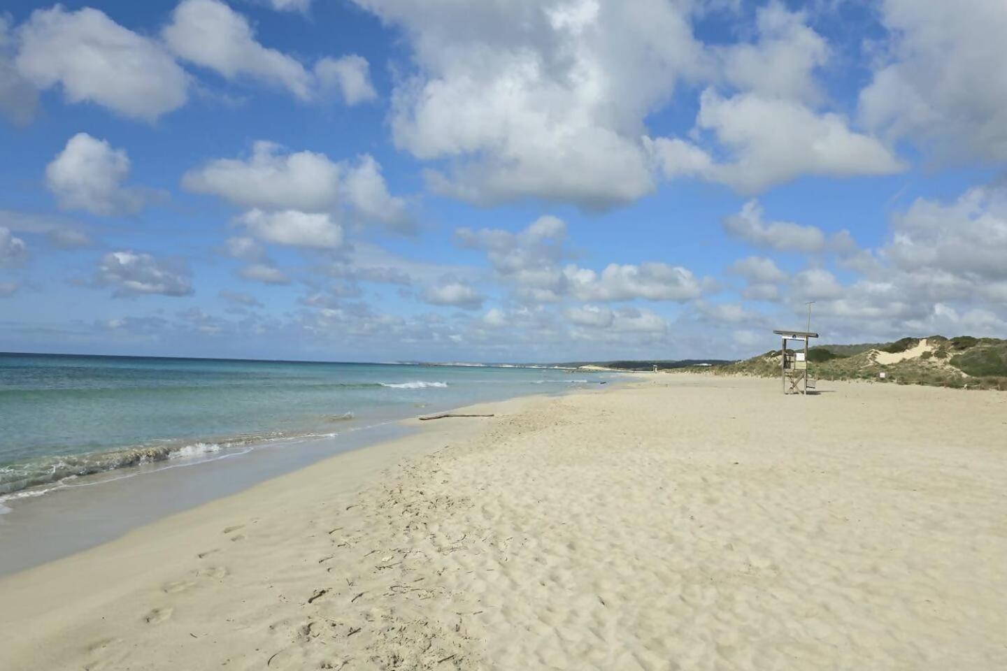 Apartamento con terraza y vistas al mar en Son Bou 8